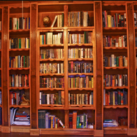Mason's dream was to have a library for all his nerd books.     <a target='_blank' href='http://pinterest.com/pin/create/link/?media=http%3A%2F%2Fwww.katwise.com%2Fimg%2Fhouse%2Fhouse_084.jpg' title='Pin It!'  <a class='icon fa fa-pinterest fa-fw fa-lg' ></a> 